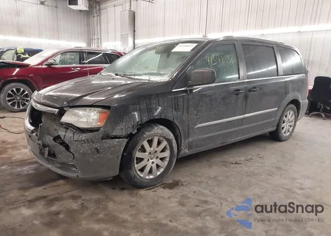 2015 Chrysler Town & Country Touring from USA, damaged, VIN 2C4RC1BG1FR707606